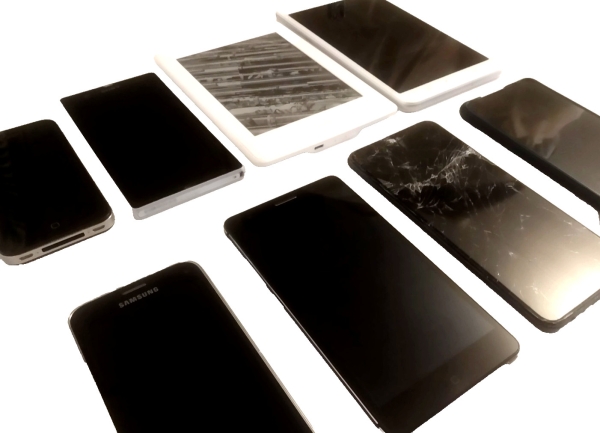 Smartphone Tablet Kindle Konvolut Oppo Samsung Mlais iPhone Sony TEILDEFEKT