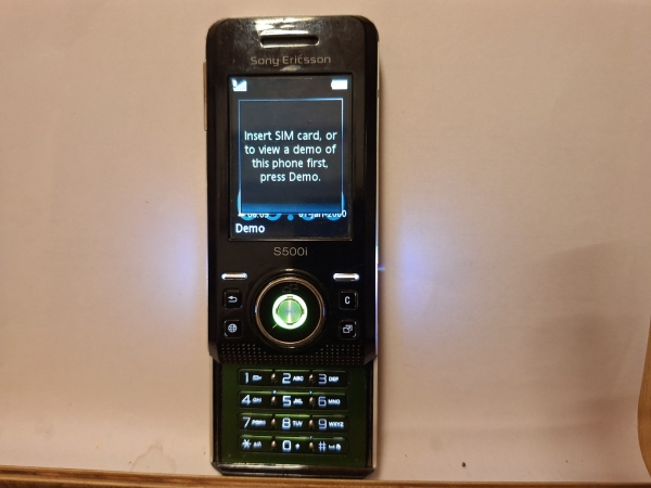 Handy Sony Ericsson S500i schwarz ( Ohne Simlock) Smartphone