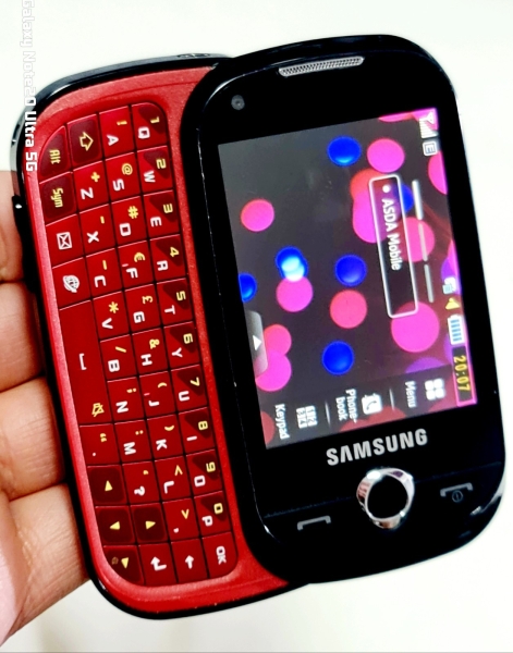 Samsung GT-B5310 Slide (entsperrt) 3G Smartphone Top Zustand mit Ladegerät