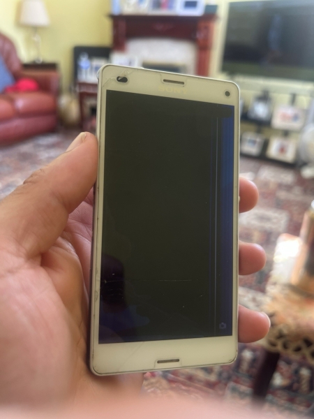 SONY XPERIA Z3 SMARTPHONE – UNGETESTET – ERSATZTEILE ODER REPARATUREN