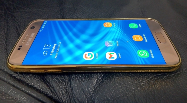 Samsung Galaxy S7 Smartphone 5,1 Zoll 32GB Gold „akzeptabel“