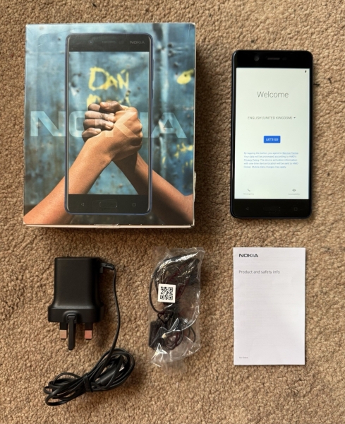 Nokia 5 TA-1024 16GB schwarz Smartphone (entsperrt) – Originalverpackt