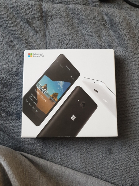 Microsoft Nokia Lumia 550 8GB Weiß Smartphone Windowsphone