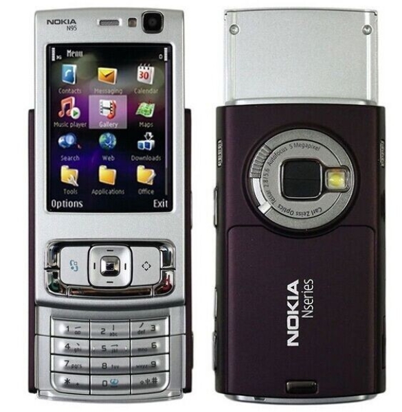 BRANDNEUES NOKIA N95 ENTSPERRTES BLUETOOTH TELEFON – 5MP CAM – WIFI – 3G – RADIO