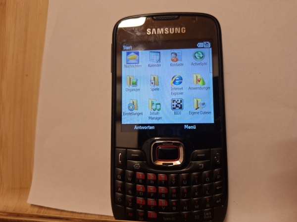 Handy Samsung Omnia Pro  GT B7330 schwarz  ohne Simlock Smartphone