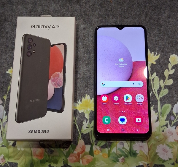 Samsung Galaxy A13 SM-A137F/DSN Schwarz 64 GB Smartphone ohne Simlock