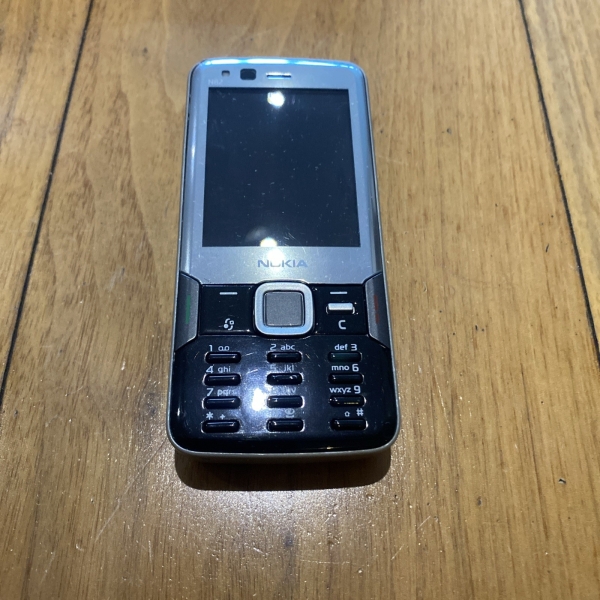 Nokia N82 Smartphone (entsperrt) schwarz