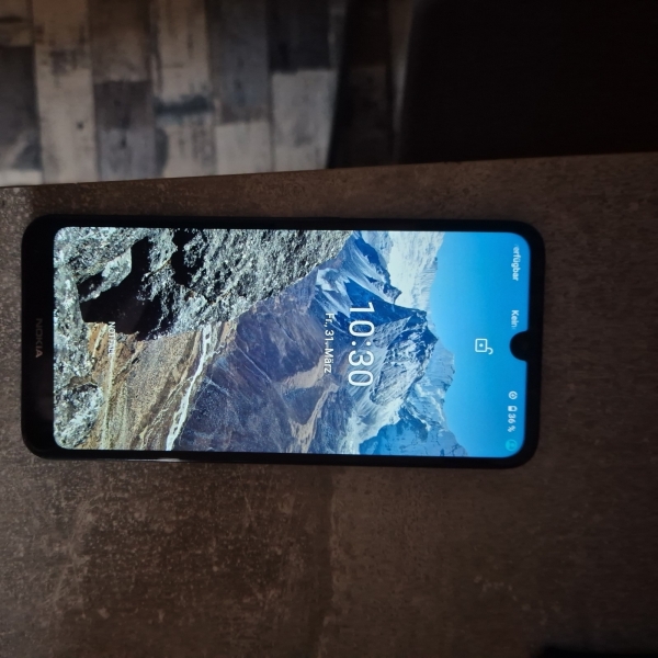 Nokia 3.2 TA-1156 Smartphone, 16GB, Grau/Schwarz