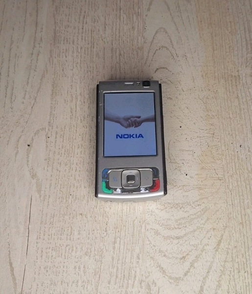 Nokia N95 –  Silber – Smartphone Unlocked Simlock Frei – Voll Funktionsfähig
