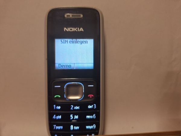 Handy Nokia 1209 schwarz (Ohne Simlock)  Smartphone