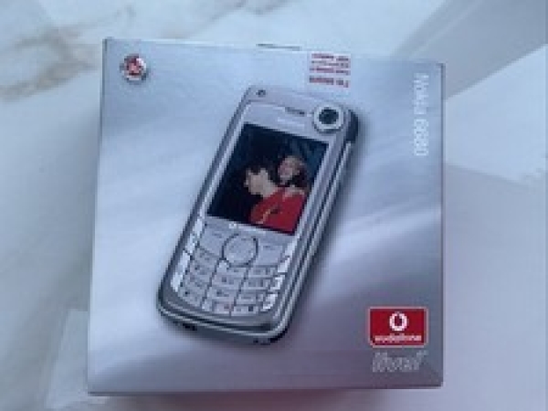 Vintage Nokia 6680 Smartphone Originalverpackt, Nagelneu Selten Sammlerstück (2005)