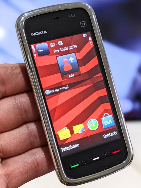 Nokia 5230 (entsperrt) 3G Smartphone einwandfreier Zustand mit Ladegerät