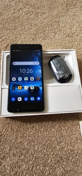 Nokia 8 Smartphone (entsperrt) – 64GB – Tempered Blue