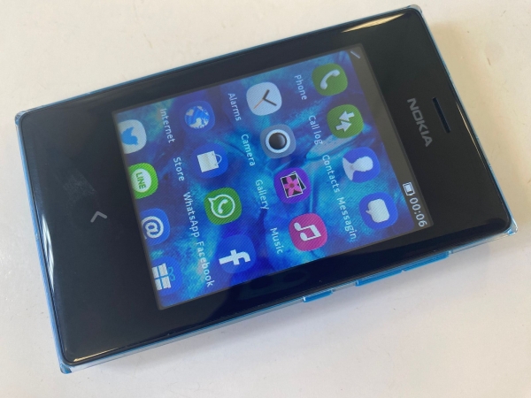 Nokia Asha 503 Smartphone (EE Network) 5MP – Blau voll funktionsfähig