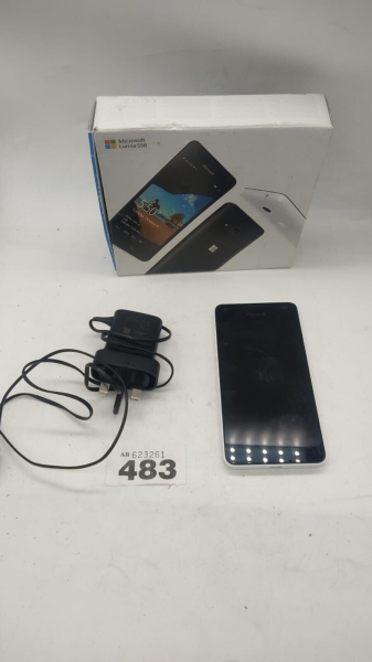 Nokia Lumia 550 schwarz Windows 10 Wi-Fi 4G 3G GPS on O2 gebraucht Smartphone 8GB