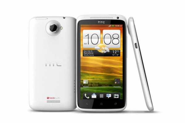 HTC Desire X – 4 GB – Smartphone weiß (entsperrt)