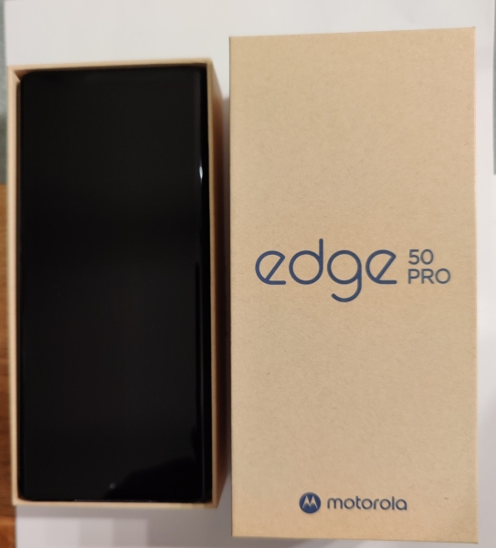 SMARTPHONE !! MOTOROLA EDGE 50 PRO !! SCHWARZ !! 5G – 12GB RAM !! NEUWERTIG !!