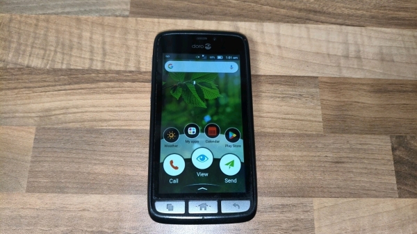 Doro 8030 Smartphone 8GB 4,5″ schwarz SOS Android 5.1.1