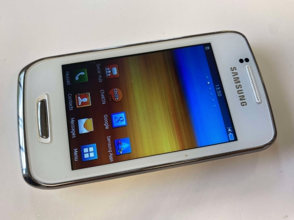 Samsung Wave Y (S5380D) Smartphone Handy (entsperrt) Bada 2 weiß