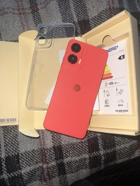 Motorola Moto G35 5G 128GB Guava Red Dual SIM Smartphone