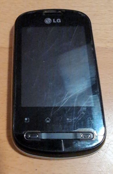 Smartphone LG Optimus Me P350