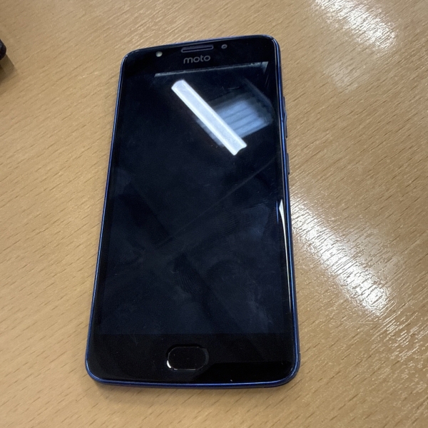 Motorola Moto E4 XT1761 Smartphone grau 5″ IPS LCD Display – Touchscreen defekt