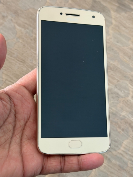 Motorola Moto G5 16GB Gold 4G entsperrt Smartphone Top Zustand