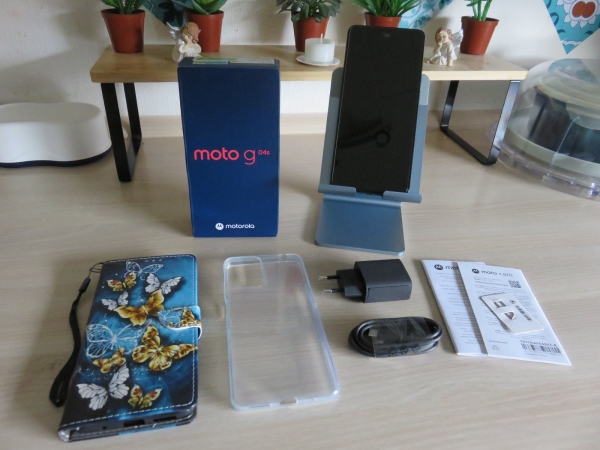 Motorola Moto g04s 64GB, 4GB, 6.56 Zoll IPS, Smartphone, Grün