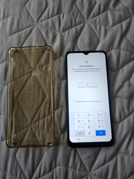 Motorola Moto E20 32 GB LTE-Smartphone Graphitgrau