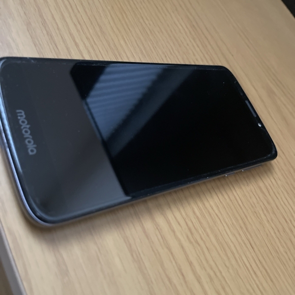 Motorola Moto E5 Play (XT1920) Smartphone – entsperrt – 16GB Android 8 4G LTE