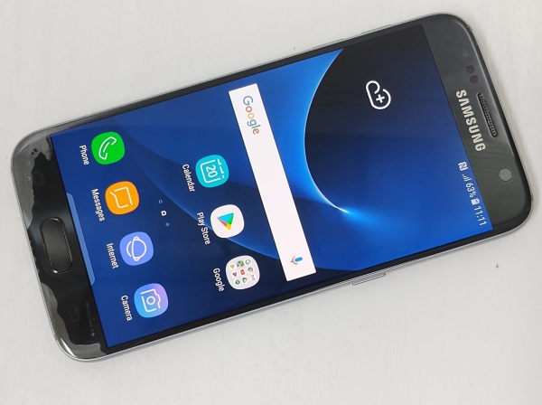 Samsung Galaxy S7 SM-G930F 32GB ENTSPERRT Smartphone Black Onyx 2016 – Klasse C