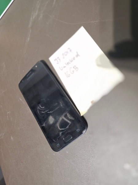 Samsung Galaxy J3 2017 entsperrt 16GB 5,0″ 13MP 2GB RAM Android Smartphone