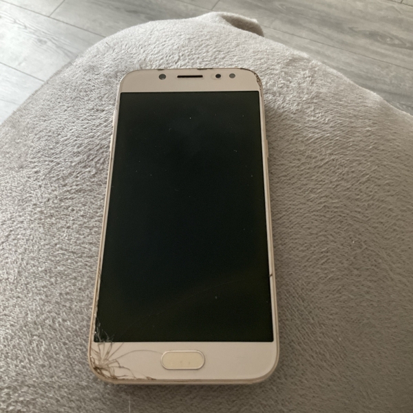 Samsung Galaxy J5 2017 Gold 16GB 5,2″ Android Smartphone gesprungen defekt #B