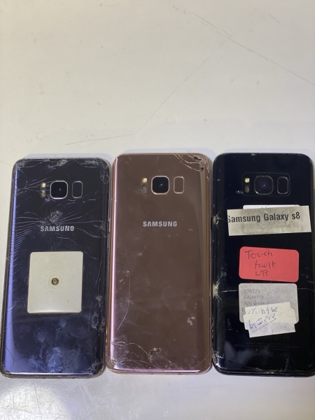 Restposten 3x Samsung Galaxy S8 Smartphone als Ersatzteilspender
