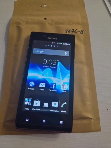 Sony Ericsson Xperia J ST26i – Schwarz Smartphone