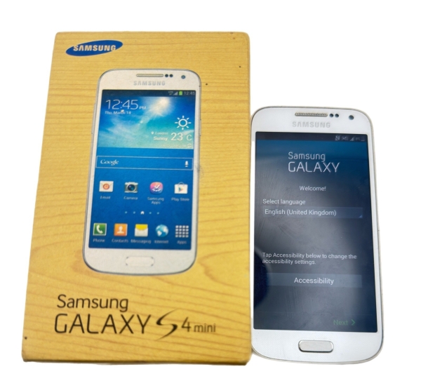 Samsung Galaxy S4 mini White Frost – Originalverpackt – Factory Reset – Entsperrt