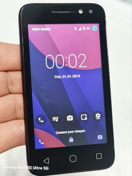 Alcatel Pixi 4 4034X (entsperrt) 3G Smartphone Top Zustand mit Ladegerät