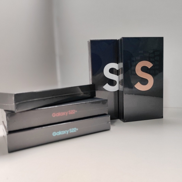 Samsung Galaxy S22+ 5G 6.6″ 50MP 128256GB SM-S906U1 SM-S906 Android SmartPhone