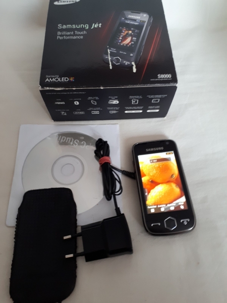 Samsung  Jet GT-S8000 – 2GB – Schwarz (Ohne Simlock) Smartphone