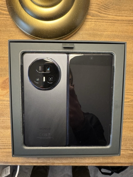 Honor Magic V5 5G Faltdisplay Snapdragon 8 Elite 6100mAh Global Version