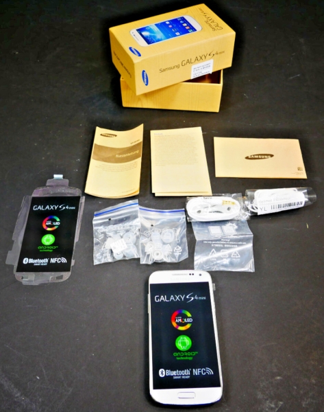 Samsung GALAXY S4 Mini GT-I9195 8GB Weiss Smartphone |OVP