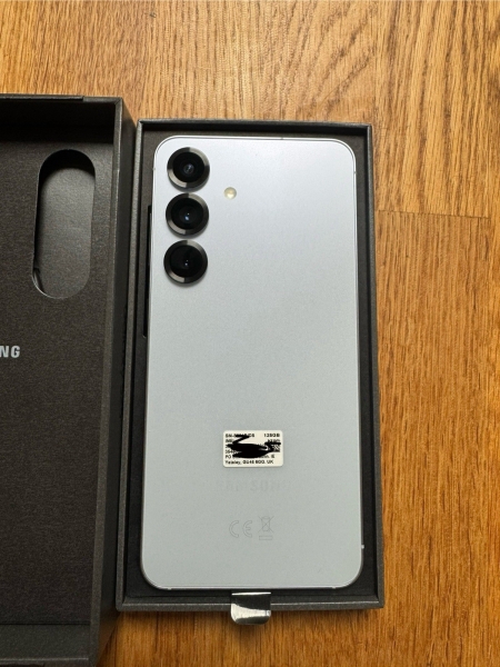 Samsung Galaxy S25 5G – 128GB -12GB RAM entsperrt AI Smartphone – neuwertig. EISBLAU