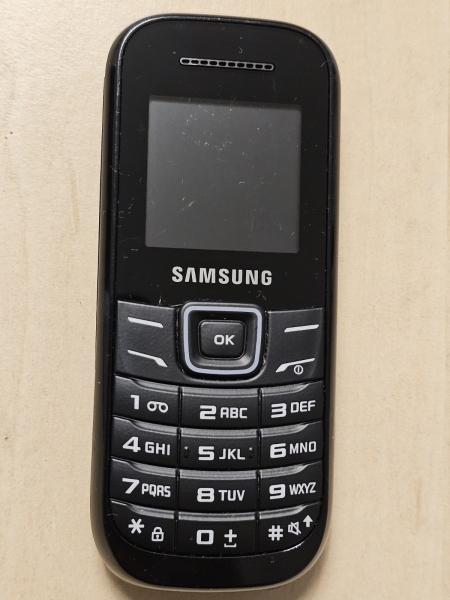 Samsung GT E1200 entsperrt Smartphone GSM, sehr guter Zustand, Vintage schwarz