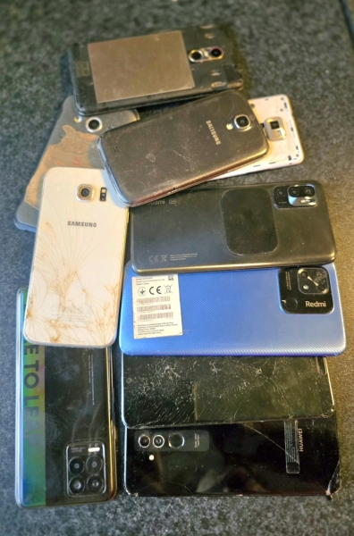 Smartphone Huawei Samsung Redmi Handy Defekt Displayschaden