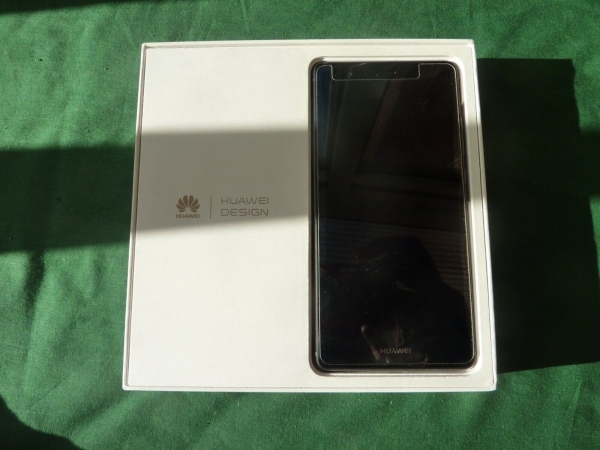 Huawei P9 EVA-L09 Smartphone 32GB (EE) (verpackt)