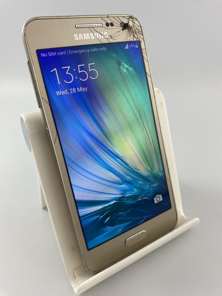 Samsung Galaxy A3 2015 Gold entsperrt 16GB 4,5″ Android Smartphone Defekt #C10