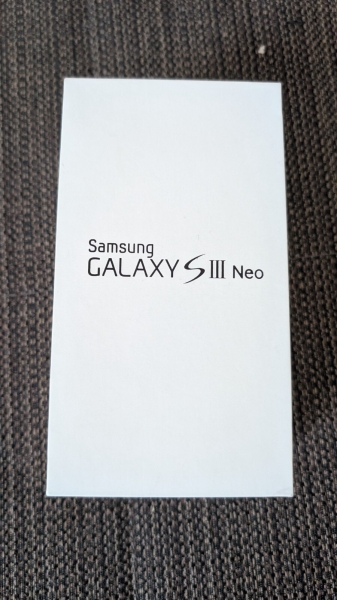 Samsung  Galaxy S 3 Neo GT-I9301I – 16GB – Weiss Smartphone mit OVP