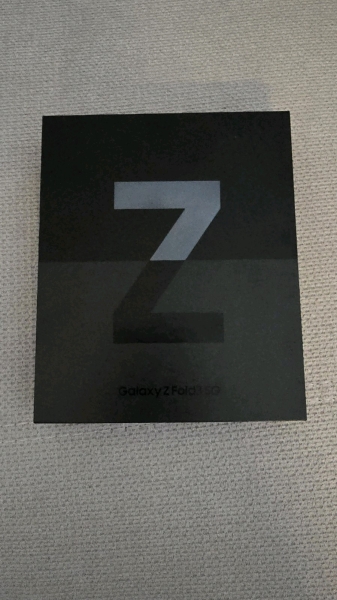Samsung Galaxy Z Fold 3 Smartphone, Klappbar, Großes Display, 5G, 256 GB