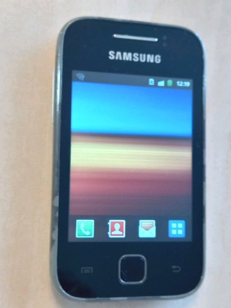 Samsung Galaxy Y Young GT-S5360 Smartphone schwarz silber, entsperrt