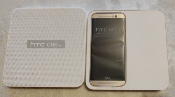 Smartphone HTC One M9 Silber/Gold 32 GB